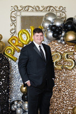 2496-StrakeJesuit-Prom2025-0020