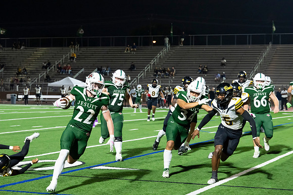 2454-HomecomingGame-Z-0475