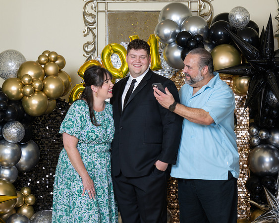 2496-StrakeJesuit-Prom2025-0104