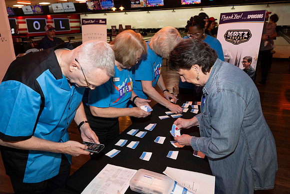 2403GatewayBowlingGala-0023