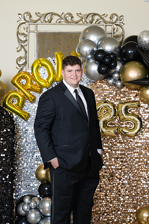 2496-StrakeJesuit-Prom2025-0017