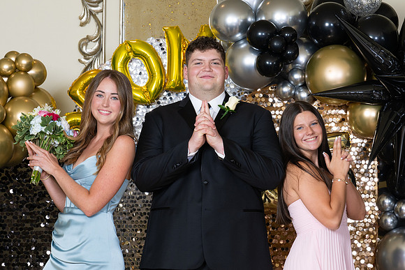 2496-StrakeJesuit-Prom2025-0235