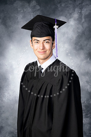 2368GatewaySeniors-Class2024-0085