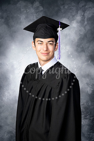 2368GatewaySeniors-Class2024-0089
