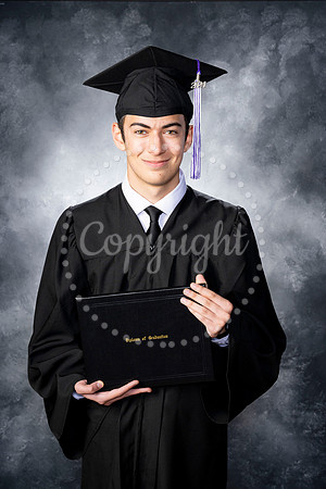 2368GatewaySeniors-Class2024-0100