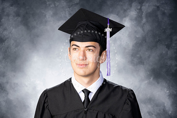 2368GatewaySeniors-Class2024-0104