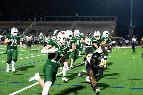 2454-HomecomingGame-Z-0477