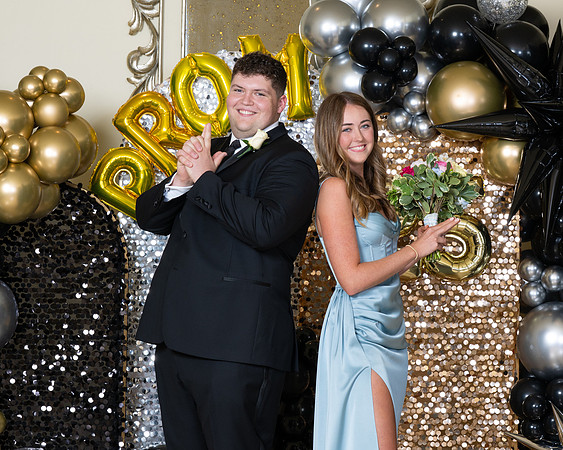 2496-StrakeJesuit-Prom2025-0157
