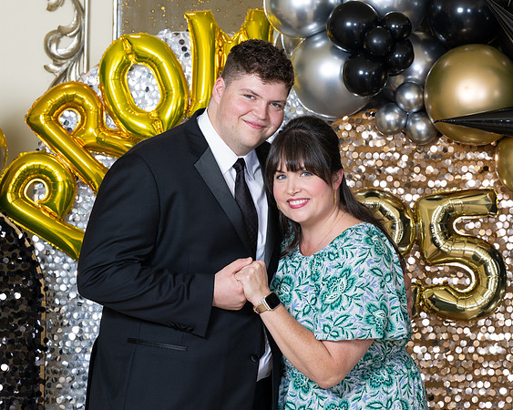 2496-StrakeJesuit-Prom2025-0065