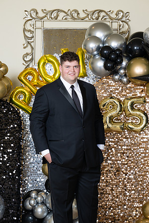2496-StrakeJesuit-Prom2025-0013