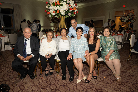 DrJiriesGanim-GradParty-1109