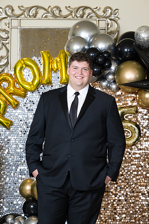 2496-StrakeJesuit-Prom2025-0082