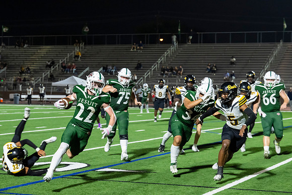 2454-HomecomingGame-Z-0474