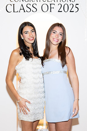LillianEisa-Grad2025Party-0212