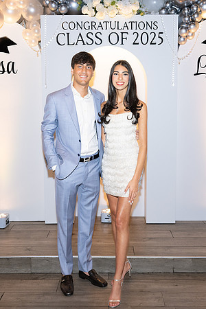 LillianEisa-Grad2025Party-0276