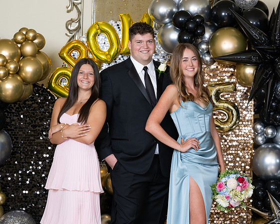 2496-StrakeJesuit-Prom2025-0242