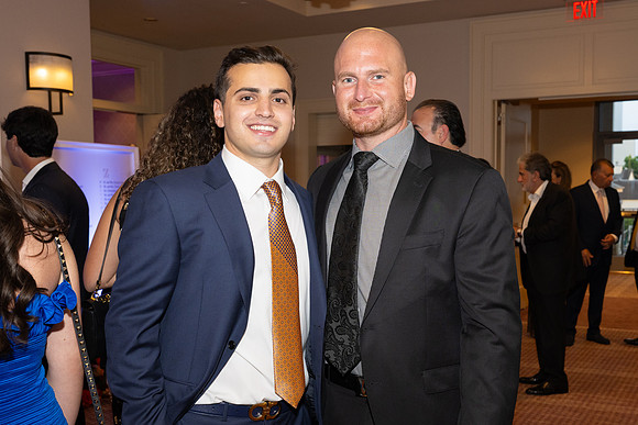 DrJiriesGanim-GradParty-0204