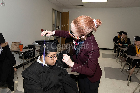 2286Gateway2022Grad-315