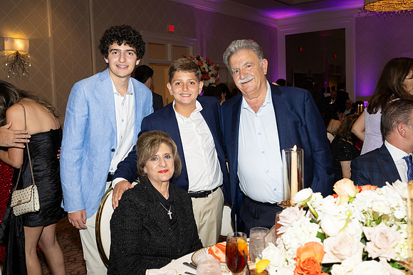 DrJiriesGanim-GradParty-0275