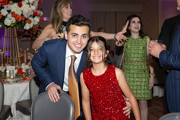 DrJiriesGanim-GradParty-0220