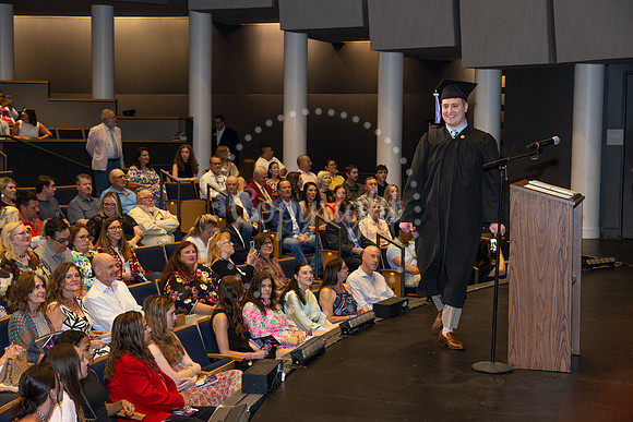 2503GatewayGrad2025-0522