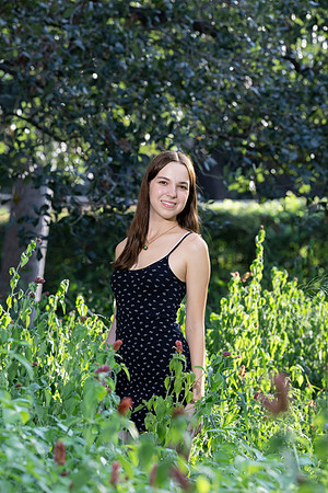 CaitlinHunt-ClaasOf2025-0353