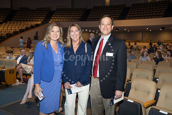 2420FBAGrad-0281