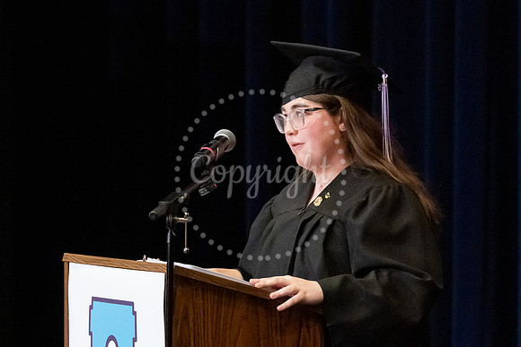 2503GatewayGrad2025-0811