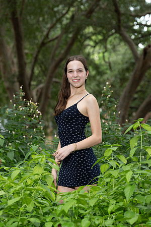 CaitlinHunt-ClaasOf2025-0147