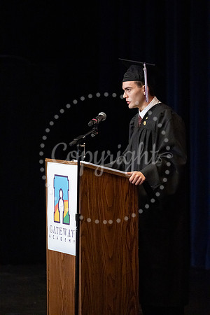 2503GatewayGrad2025-0837