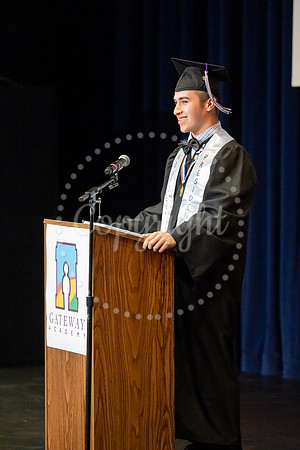 2503GatewayGrad2025-0879