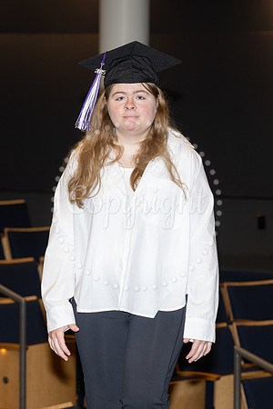 2503GatewayGrad2025-0049