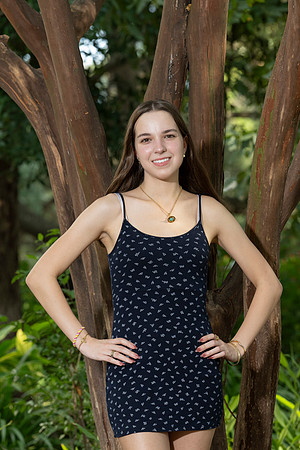 CaitlinHunt-ClaasOf2025-0037