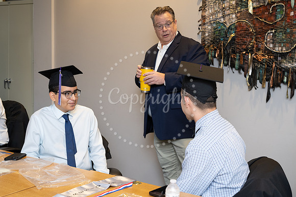 2503GatewayGrad2025-0306