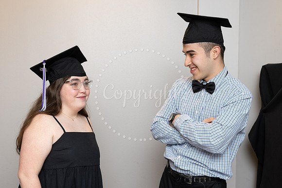 2503GatewayGrad2025-0033