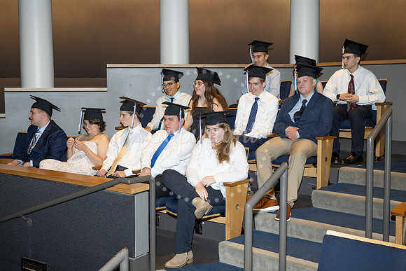 2503GatewayGrad2025-0226
