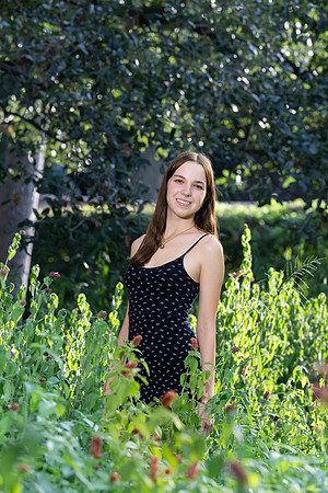 CaitlinHunt-ClaasOf2025-0357