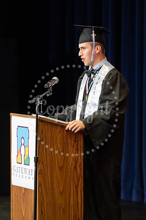 2503GatewayGrad2025-0878