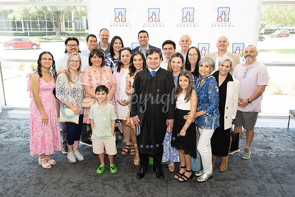 2503GatewayGrad2025-0956