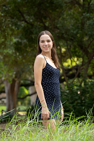 CaitlinHunt-ClaasOf2025-0295