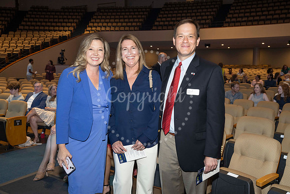 2420FBAGrad-0280
