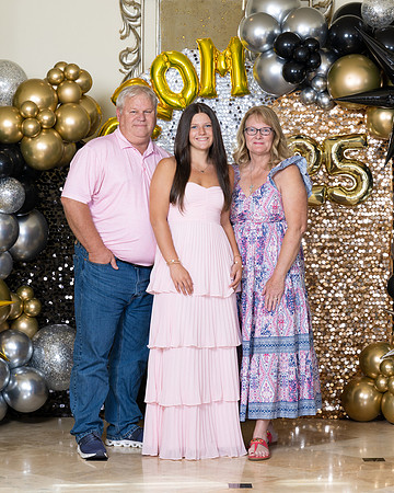 2496-StrakeJesuit-Prom2025-0228