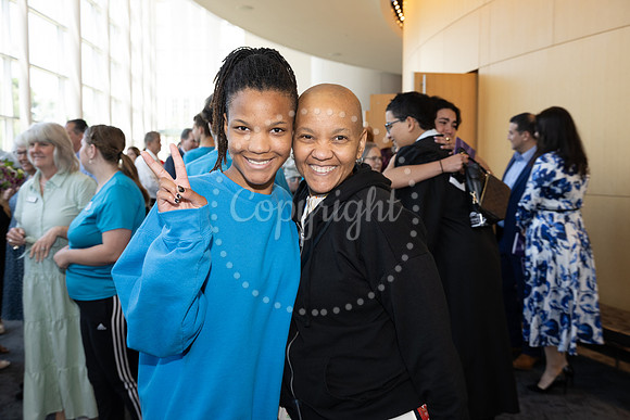 2503GatewayGrad2025-0928