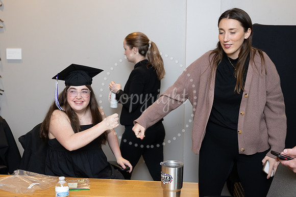 2503GatewayGrad2025-0319