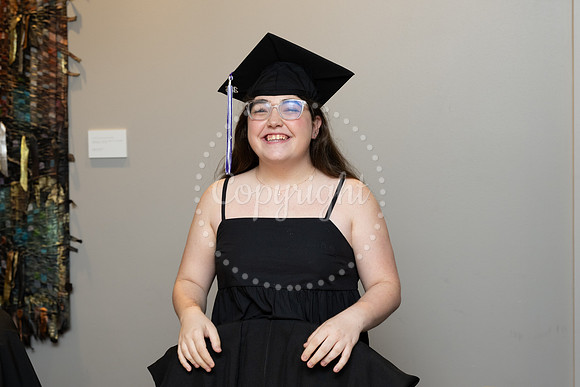 2503GatewayGrad2025-0012