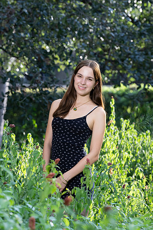CaitlinHunt-ClaasOf2025-0331