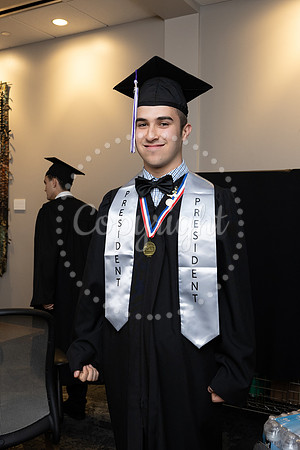 2503GatewayGrad2025-0405