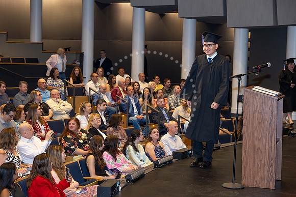 2503GatewayGrad2025-0532