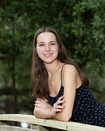 CaitlinHunt-ClaasOf2025-0165