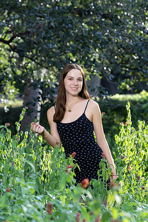CaitlinHunt-ClaasOf2025-0367